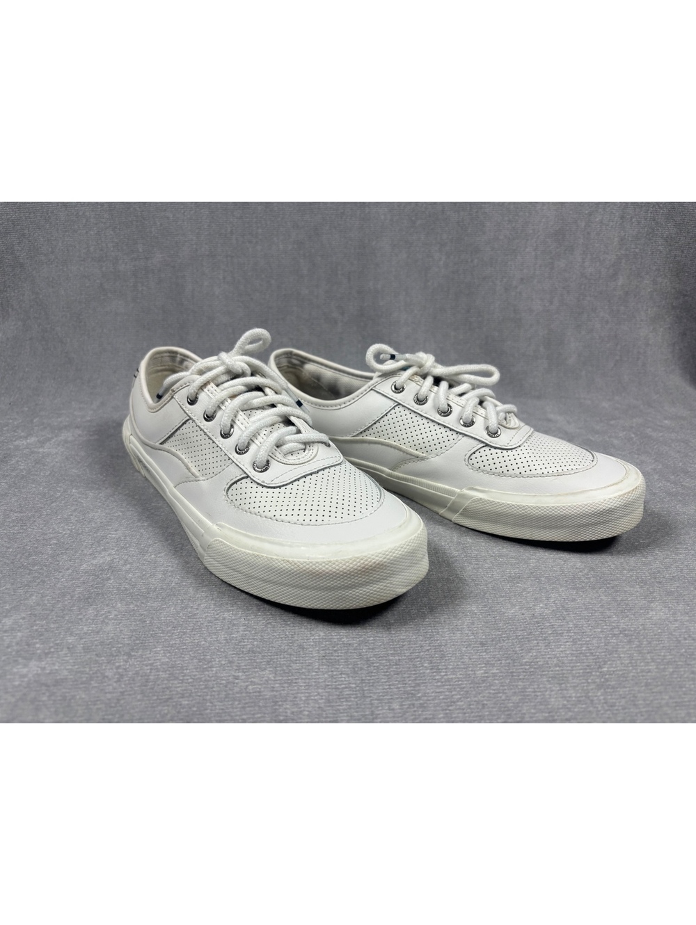 Sperry Top-Sider Women's 9.5 White Perforated Leather Sneakers